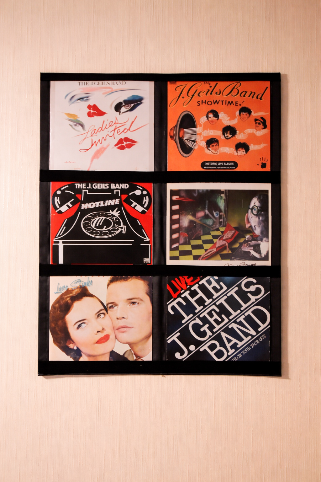 RecordDecor Record Display Rack - Wall Mount Album Cover Display Set